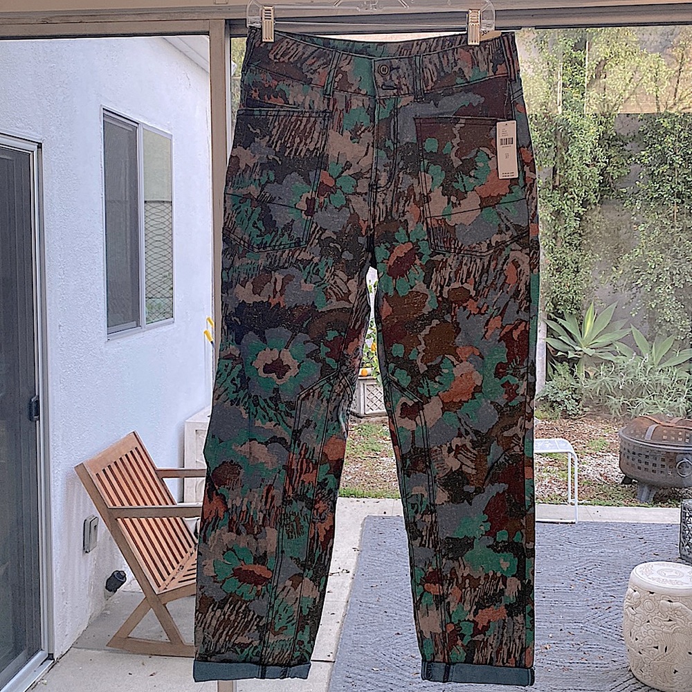 Pilcro utility pattered pant.